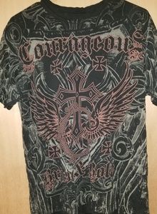 🎄*3 for $20*Mens tee shirt good condition!